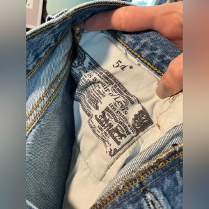 Ripped 501 Demi Levi shorts